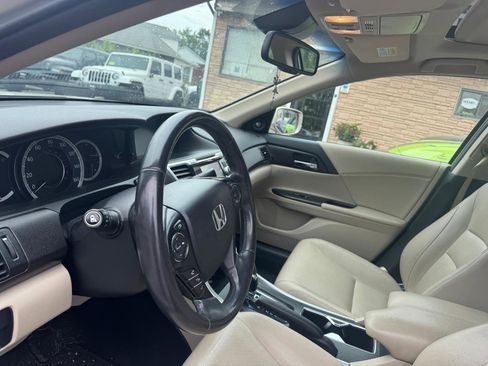 Used 2013 Honda Accord EX-L image 21