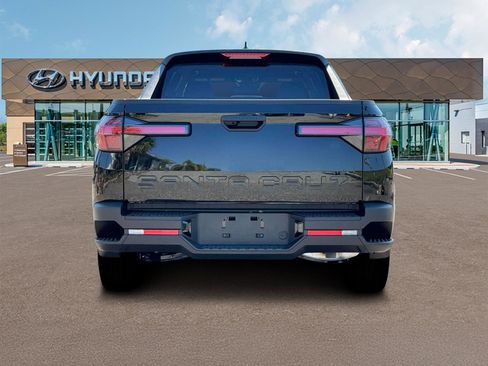 New 2025 Hyundai Santa Cruz SE image 6