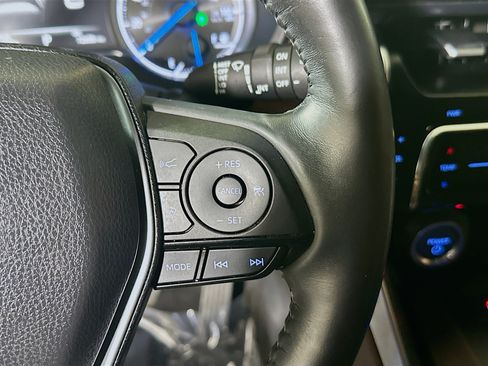 Used 2021 Toyota Venza Limited AWD/4WD image 17