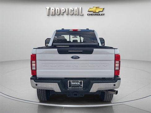 Used 2022 Ford F250 Lariat w/ Lariat Ultimate Package image 4