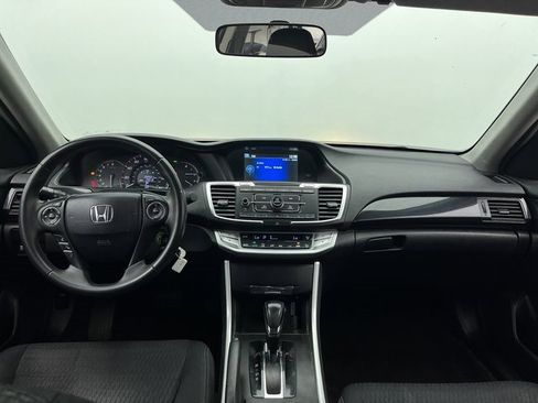 Used 2015 Honda Accord Sport image 19