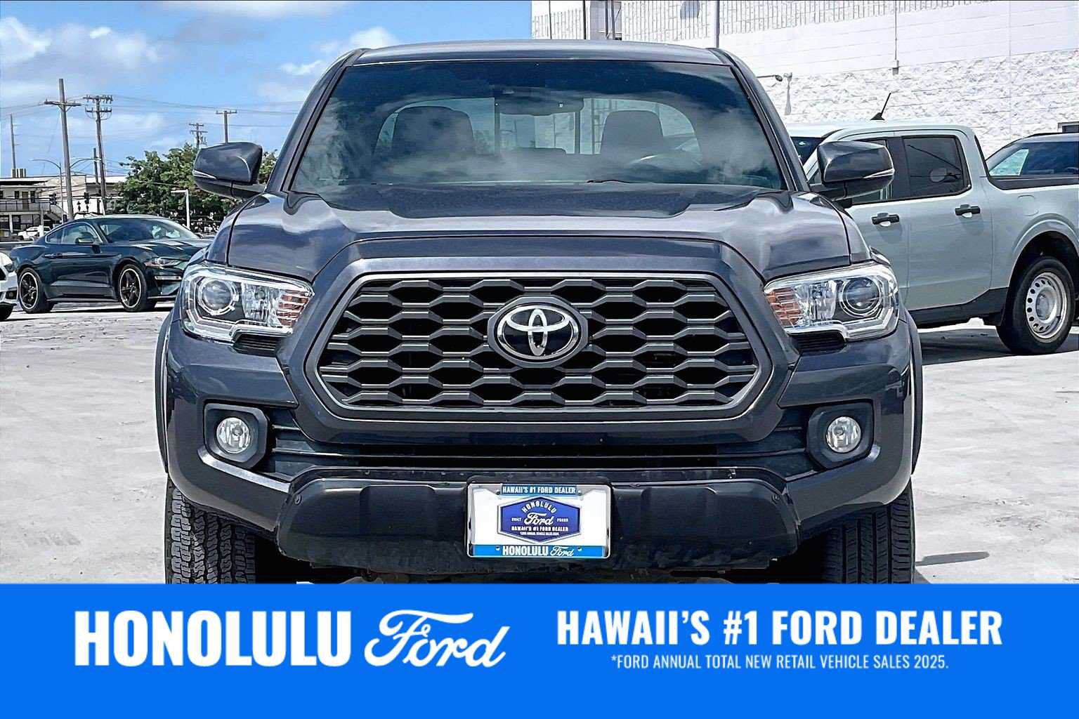 Used 2020 Toyota Tacoma TRD Off-Road AWD/4WD image 6