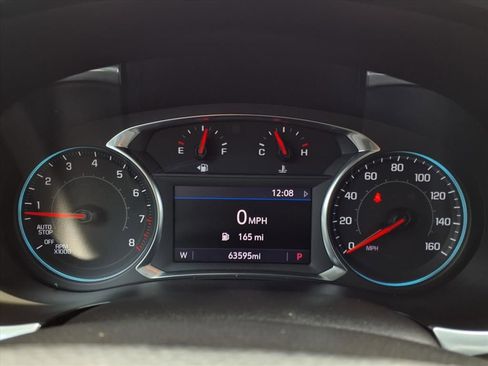 Used 2022 Chevrolet Traverse LT FWD image 18