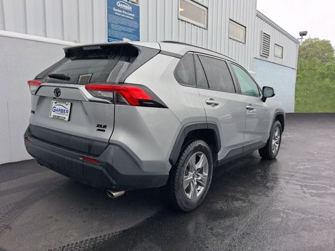 Used 2022 Toyota RAV4 XLE w/ Convenience Package AWD/4WD image 10