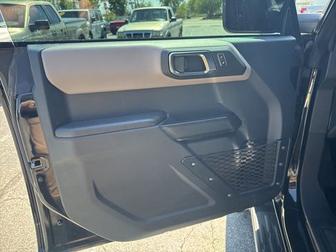 Used 2024 Ford Bronco Wildtrak AWD/4WD image 13