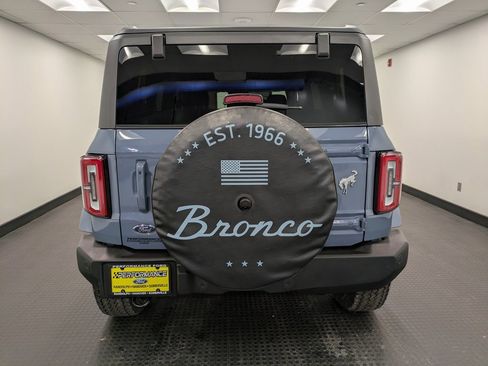 Used 2023 Ford Bronco Outer Banks image 5