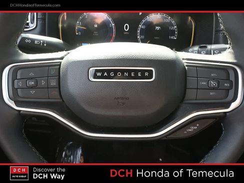Used 2024 Jeep Wagoneer 2WD image 9