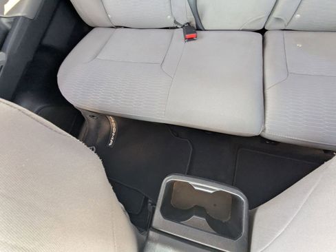 Used 2018 Toyota Tacoma SR5 image 24