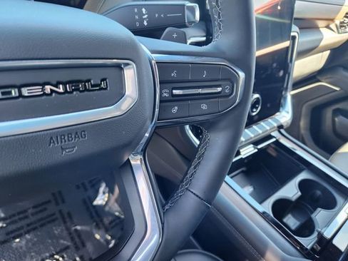 New 2026 GMC Yukon XL Denali w/ Denali Reserve Package AWD/4WD image 22