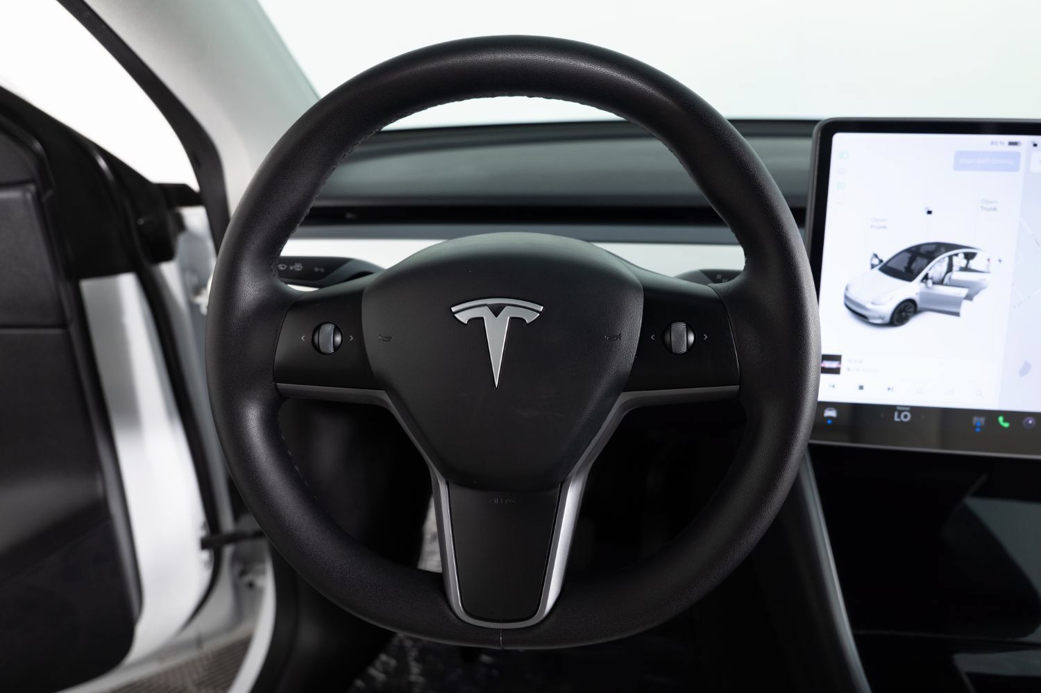 Used 2021 Tesla Model Y Long Range AWD/4WD image 30