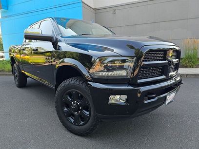 Used 2015 RAM 2500 Laramie w/ Black Appearance Group