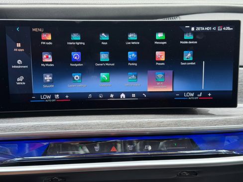 Used 2024 BMW i7 eDrive50 w/ M Sport Package RWD image 26