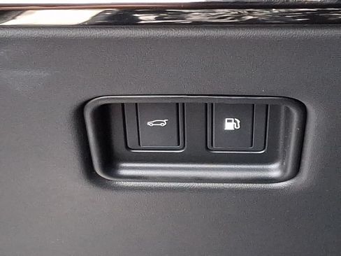 Used 2025 Land Rover Range Rover Sport Dynamic SE AWD/4WD image 24