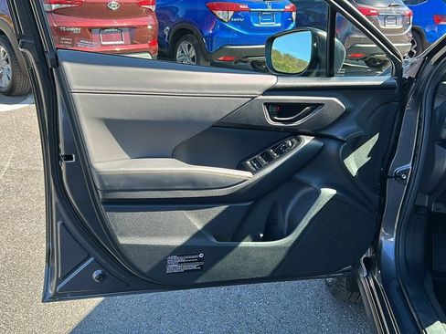 Used 2025 Subaru Crosstrek 2.5i Wilderness image 9