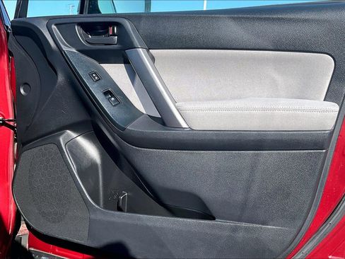 Used 2015 Subaru Forester 2.5i w/ Popular Package #1 image 22