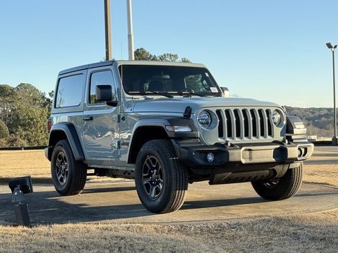Used 2023 Jeep Wrangler Sport image 1