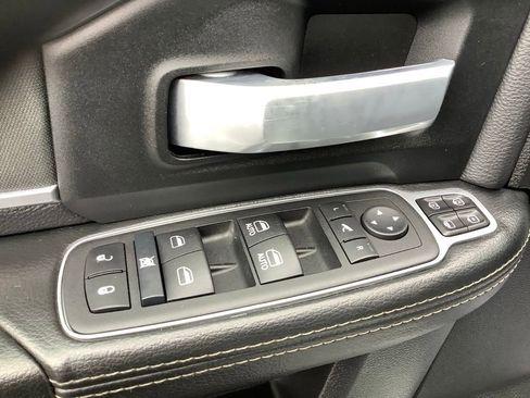 Used 2024 RAM 3500 Big Horn AWD/4WD image 14