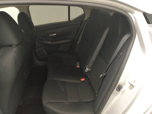 Used 2021 Nissan Sentra S w/ Lighting Package FWD image 18