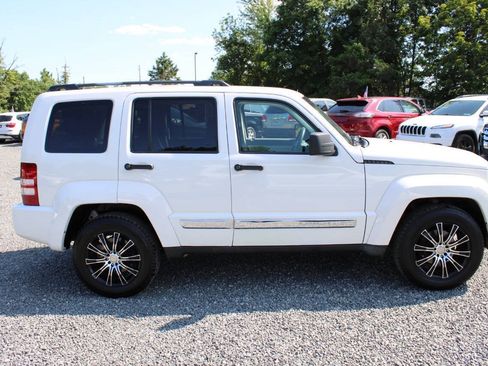 Used 2008 Jeep Liberty Sport w/ Popular Equipment Group AWD/4WD image 6