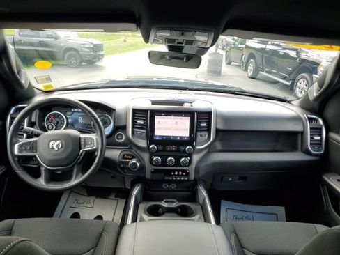 Used 2026 RAM 1500 Express AWD/4WD image 16