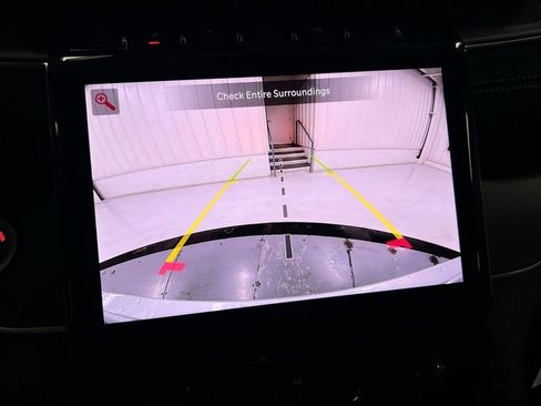 New 2025 Jeep Grand Cherokee Limited w/ Black Appearance Package image 15