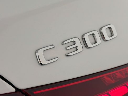 Used 2024 Mercedes-Benz C 300 Sedan image 9