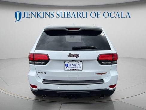 Used 2020 Jeep Grand Cherokee Trailhawk w/ Trailhawk Luxury Group AWD/4WD image 4