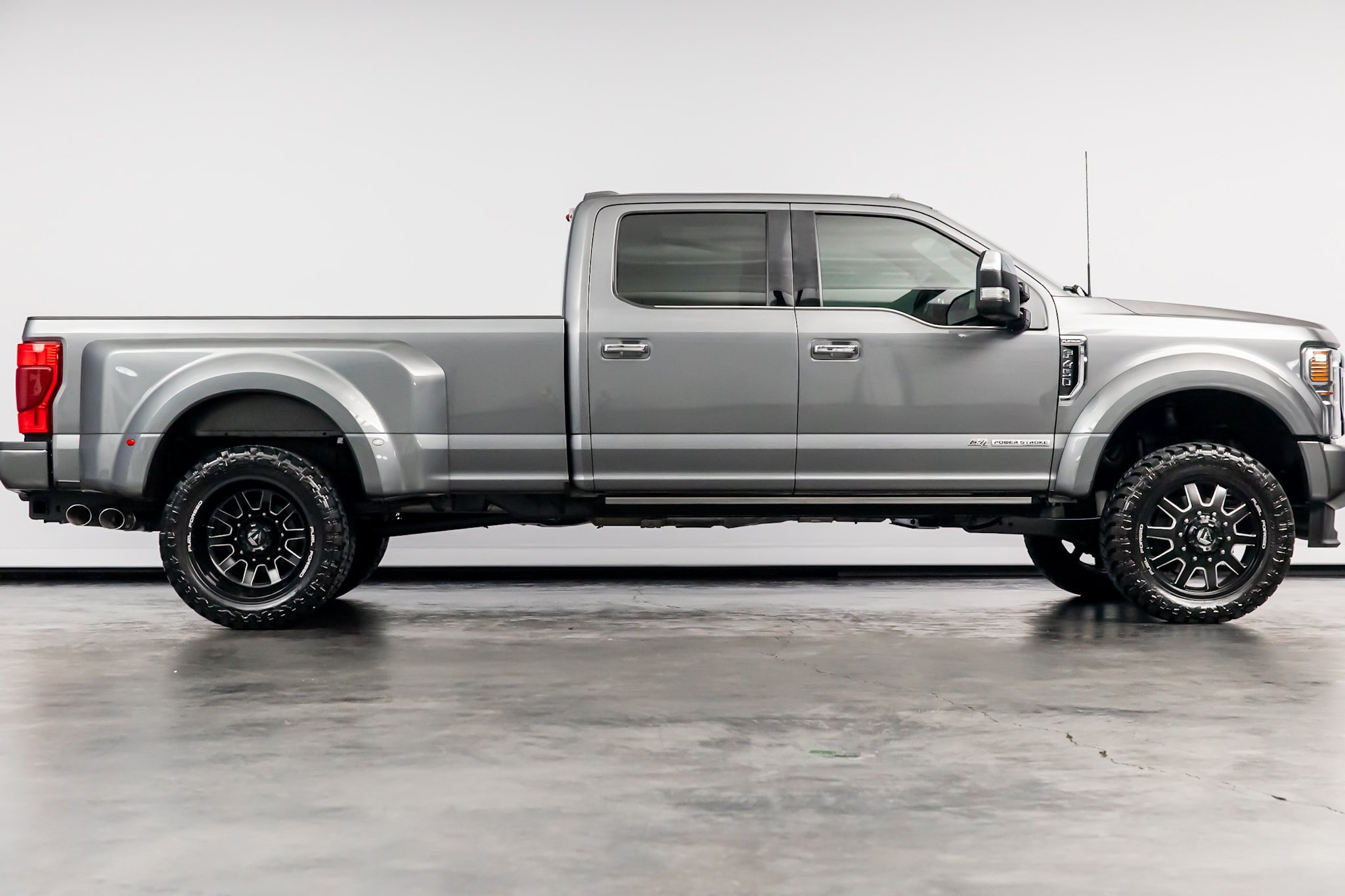 Used 2022 Ford F450 Platinum AWD/4WD image 22