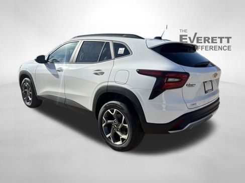 New 2026 Chevrolet Trax LT w/ Driver Confidence Package image 5