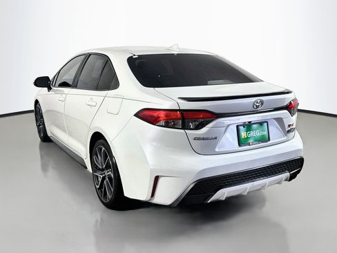 Used 2020 Toyota Corolla XSE FWD image 7