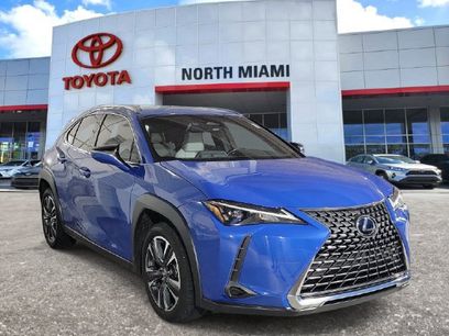 Used 2025 Lexus UX 300h FWD w/ Accessory Package (Z2)