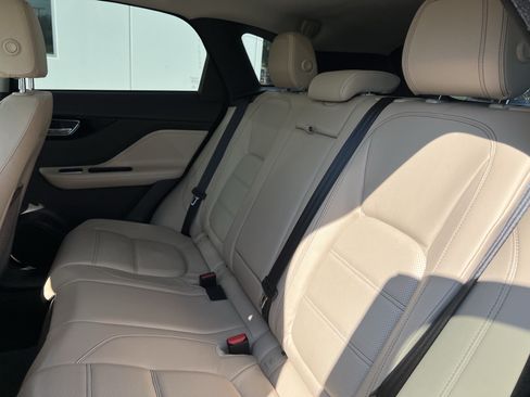 Used 2018 Jaguar F-PACE Prestige AWD/4WD image 34