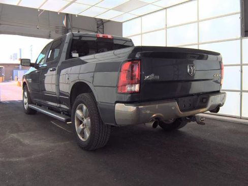 Used 2017 RAM 1500 Big Horn AWD/4WD image 2
