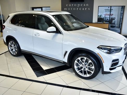 Used 2022 BMW X5 xDrive40i w/ Premium Package AWD/4WD image 7