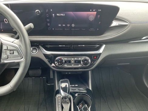 Used 2024 Buick Envista Sport Touring w/ Convenience I Package image 14