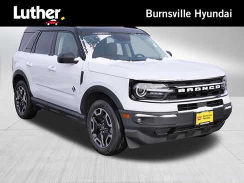 Used 2021 Ford Bronco Sport Outer Banks w/ Outer Banks Package image 1