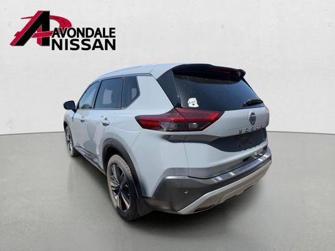Certified 2021 Nissan Rogue SL FWD image 2