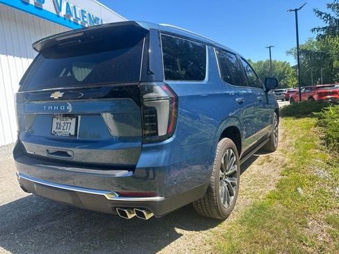 Used 2025 Chevrolet Tahoe High Country AWD/4WD image 4