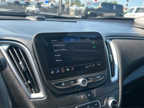 Used 2025 Chevrolet Malibu LT FWD image 27