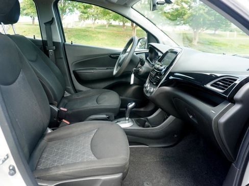 Used 2020 Chevrolet Spark LT image 21