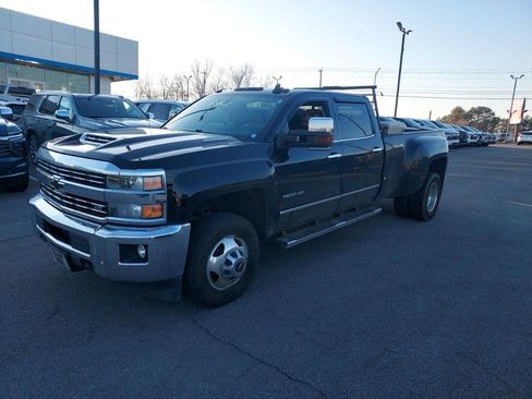 Used 2018 Chevrolet Silverado 3500 LTZ w/ Duramax Plus Package image 8