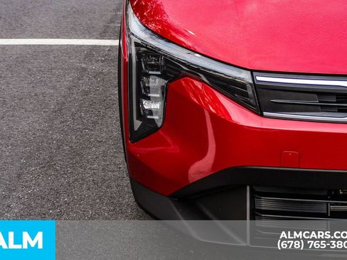 Used 2025 Kia K4 LXS image 7