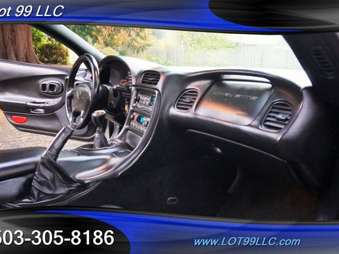 Used 1999 Chevrolet Corvette Convertible w/ Memory Pkg image 15