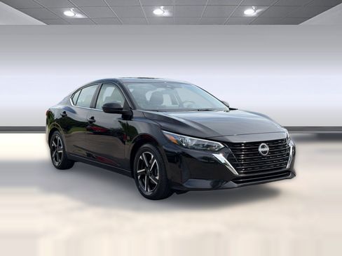 Used 2024 Nissan Sentra SV FWD image 7