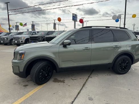 Used 2025 Kia Telluride SX Prestige X-Pro image 13