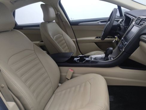 Used 2016 Ford Fusion SE image 21