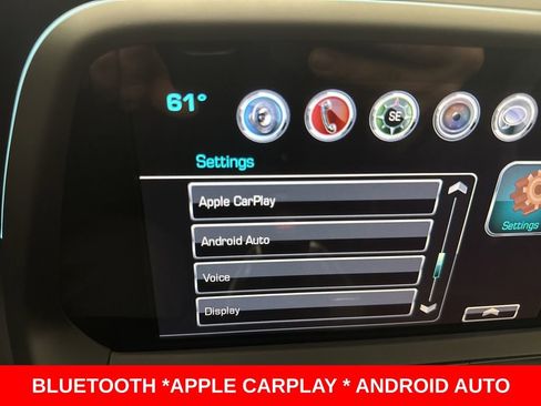 Used 2018 Chevrolet Camaro SS RWD image 3
