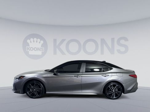 Used 2025 Toyota Camry XSE w/ Premium Plus Package FWD image 7