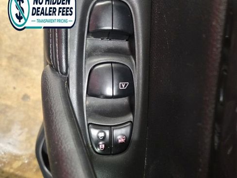 Used 2020 Nissan Rogue S w/ Special Edition Package FWD image 22
