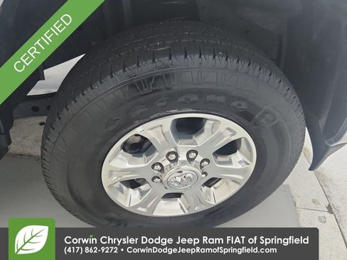 Certified 2025 RAM 2500 Big Horn AWD/4WD image 32